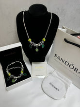 Load image into Gallery viewer, Necklace