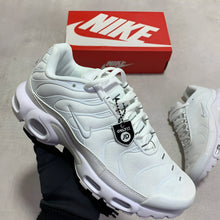 Load image into Gallery viewer, Shoes