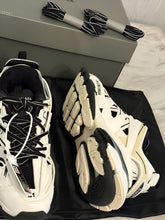 Load image into Gallery viewer, Shoes men