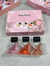 Load image into Gallery viewer, Perfume