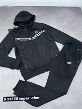 Load image into Gallery viewer, Tracksuit men
