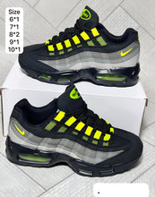 Load image into Gallery viewer, Shoes