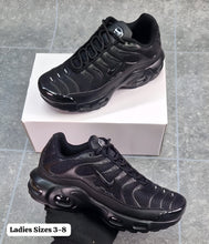 Load image into Gallery viewer, Shoes