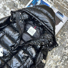 Load image into Gallery viewer, Jacket