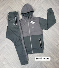Load image into Gallery viewer, Tracksuit men