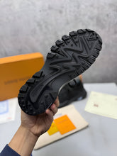 Load image into Gallery viewer, Shoes men