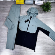 Load image into Gallery viewer, Tracksuit men
