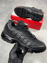 Load image into Gallery viewer, Shoes men