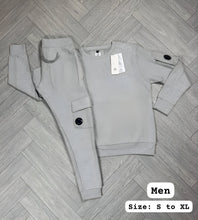 Load image into Gallery viewer, Tracksuit