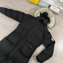 Load image into Gallery viewer, Jacket women