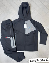 Load image into Gallery viewer, Tracksuit boy