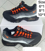 Load image into Gallery viewer, Shoes