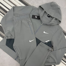 Load image into Gallery viewer, Tracksuit men