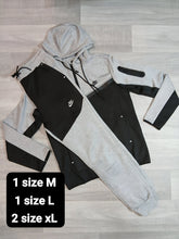 Load image into Gallery viewer, Tracksuit men