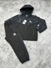 Load image into Gallery viewer, Tracksuit boy