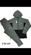 Load image into Gallery viewer, Tracksuit men