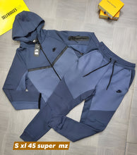 Load image into Gallery viewer, Tracksuit men