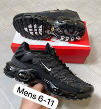 Load image into Gallery viewer, Shoes
