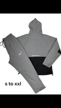 Load image into Gallery viewer, Tracksuit men