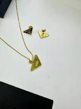 Load image into Gallery viewer, Necklace