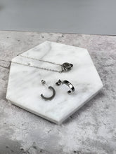 Load image into Gallery viewer, Necklace