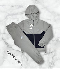 Load image into Gallery viewer, Tracksuit boy