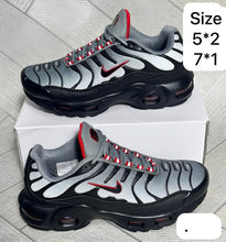 Load image into Gallery viewer, Shoes women