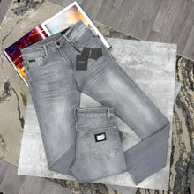 Load image into Gallery viewer, Jeans