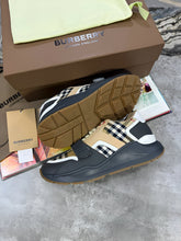 Load image into Gallery viewer, Shoes men