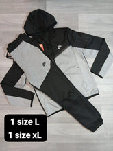 Load image into Gallery viewer, Tracksuit men