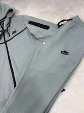 Load image into Gallery viewer, Tracksuit men