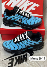 Load image into Gallery viewer, Shoes