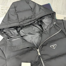 Load image into Gallery viewer, Jacket