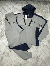 Load image into Gallery viewer, Tracksuit men