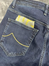 Load image into Gallery viewer, Jeans