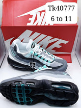 Load image into Gallery viewer, Shoes