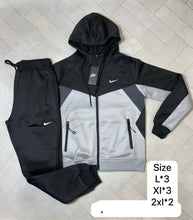 Load image into Gallery viewer, Tracksuit