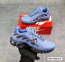 Load image into Gallery viewer, Shoes