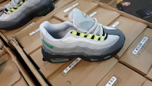 Load image into Gallery viewer, Shoes boy