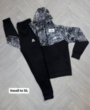 Load image into Gallery viewer, Tracksuit