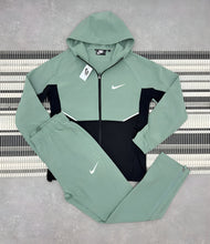 Load image into Gallery viewer, Tracksuit men