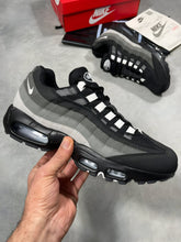 Load image into Gallery viewer, Shoes men