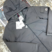 Load image into Gallery viewer, Jacket