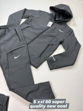 Load image into Gallery viewer, Tracksuit men