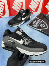 Load image into Gallery viewer, Shoes