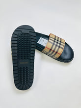 Load image into Gallery viewer, Slipper