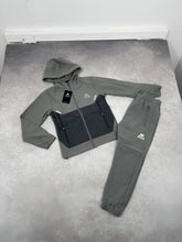 Load image into Gallery viewer, Tracksuit boy