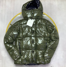 Load image into Gallery viewer, Jacket