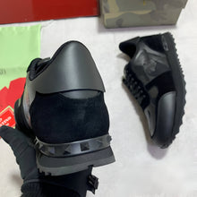 Load image into Gallery viewer, Shoes