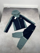 Load image into Gallery viewer, Tracksuit boy